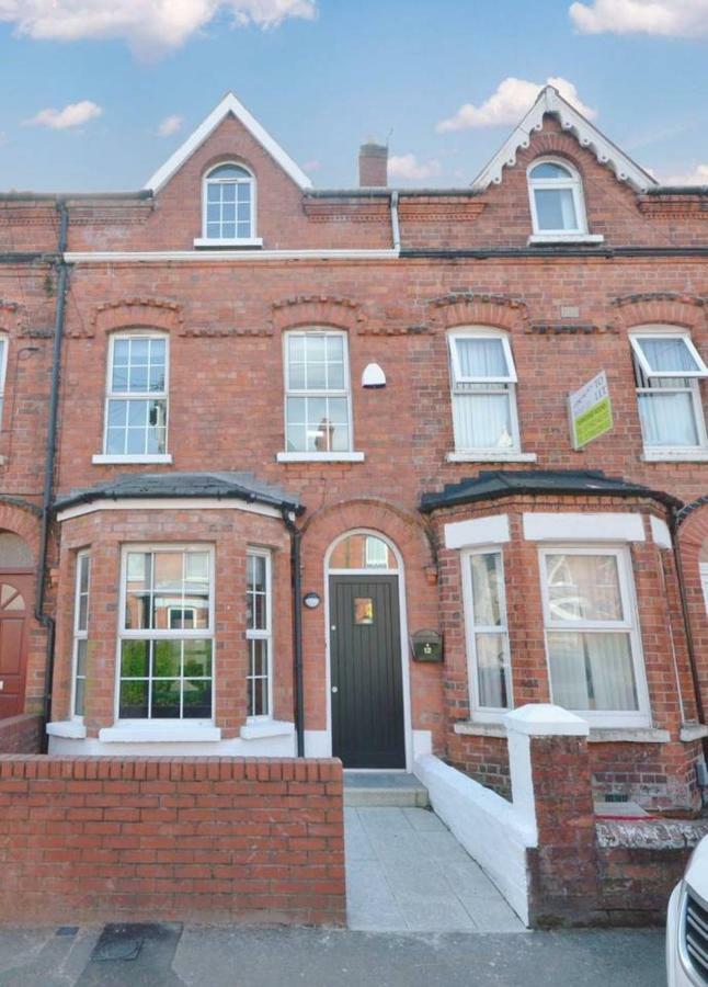 Queens Quarter Townhouse 2 Belfast Exterior foto